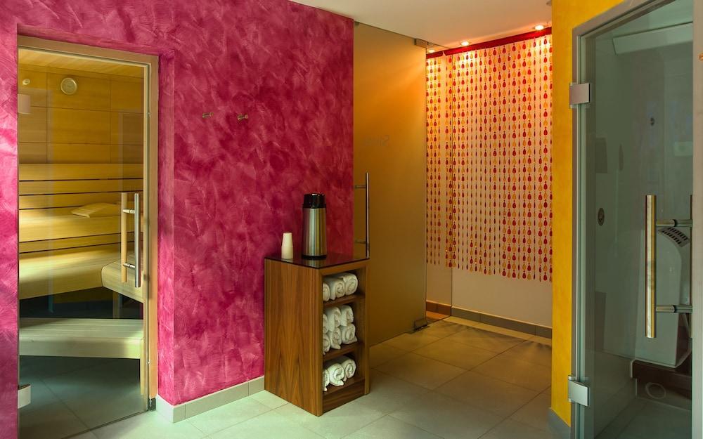 Hotel Adler Лідо-ді-Классе Екстер'єр фото